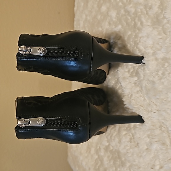 Adrienne Vittadini Leather Animal Print Ankle Boots 8.5 - Picture 4 of 8